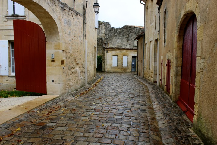 Slick cobblestones of Saint Emilion